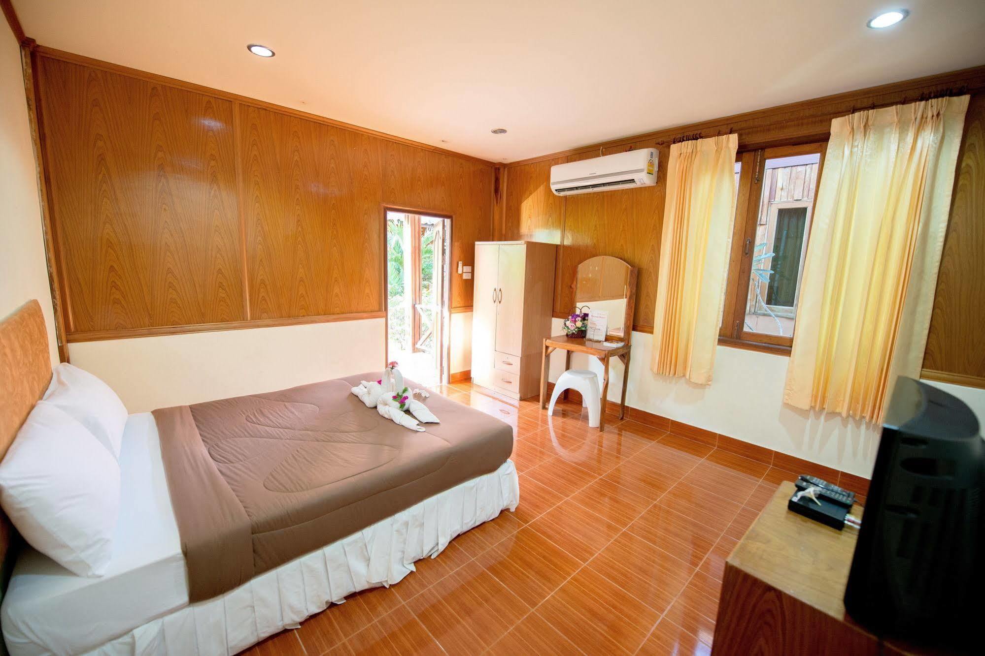 Poonsap Resort Ko Lanta Exterior foto