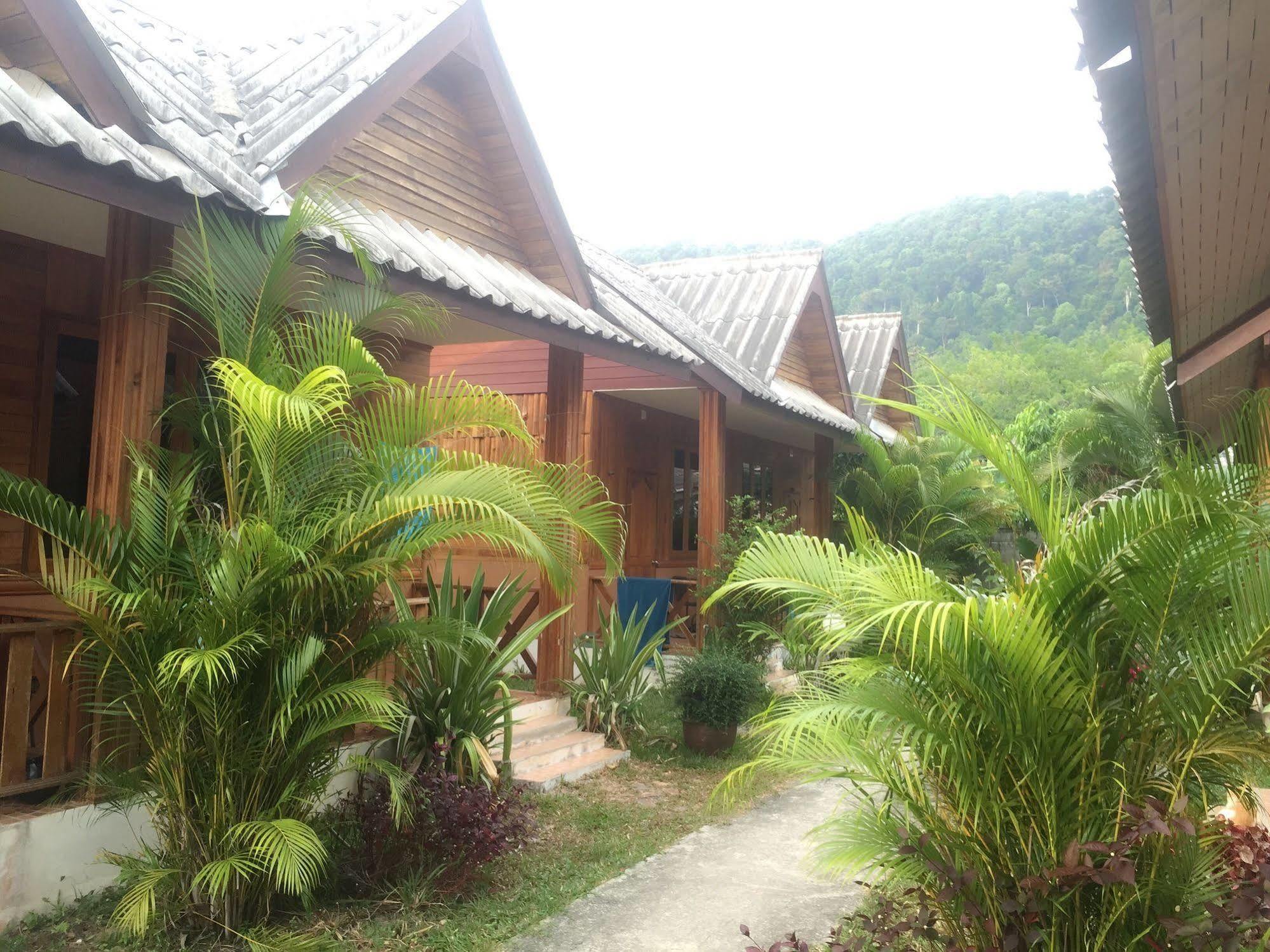 Poonsap Resort Ko Lanta Exterior foto