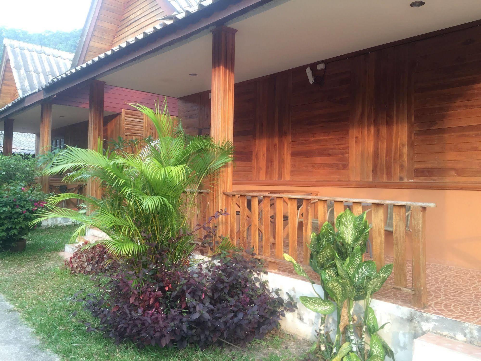 Poonsap Resort Ko Lanta Exterior foto